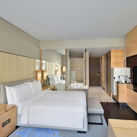 Jw Marriott Hotel New Delhi Aerocity Luaran gambar Deluxe room