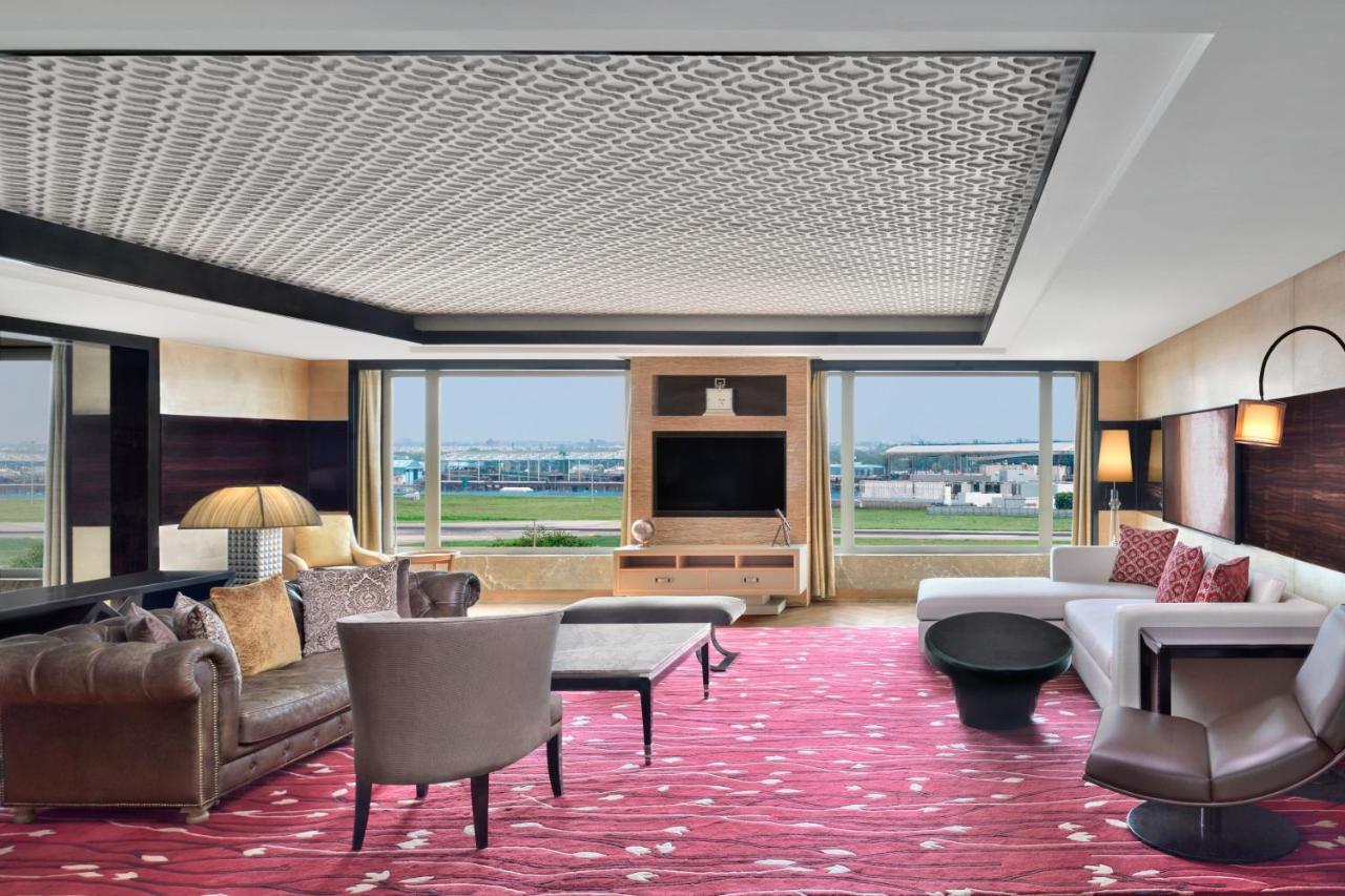 Jw Marriott Hotel New Delhi Aerocity Luaran gambar The Hong Kong Jockey Club Champions Suite