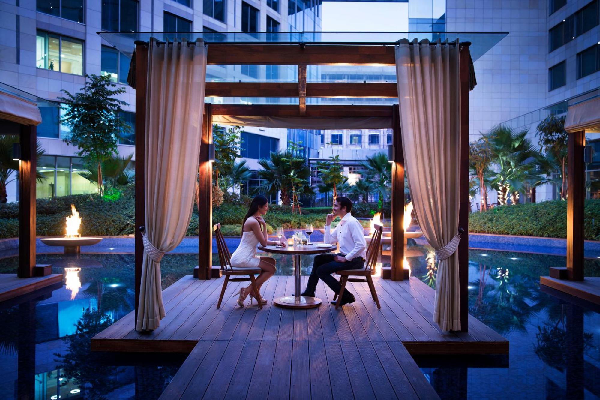 Jw Marriott Hotel New Delhi Aerocity Luaran gambar The Cove
